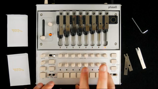 AudioPilz vs. Korg Phase 8: Hipster-Kalimba oder Synth-Punk-Meisterwerk?